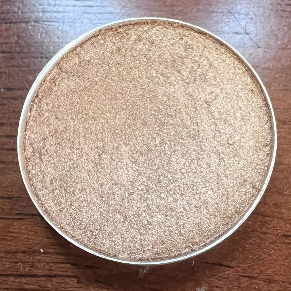 MAC Cosmetics BAGATELLE Eyeshadow Discontinued